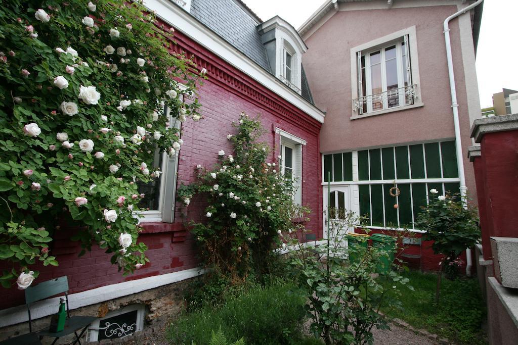 La Maison Rouge Parijs